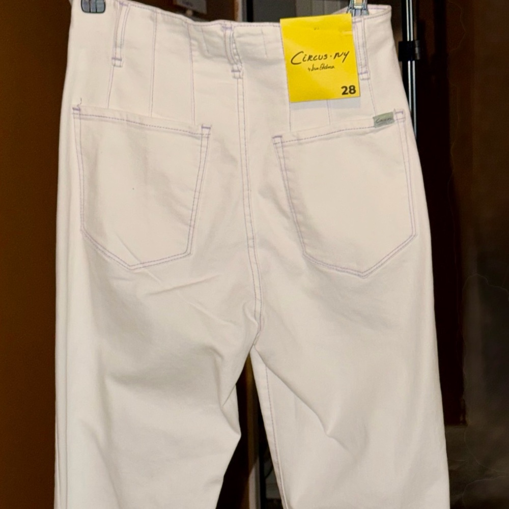 Circus by Sam Edelman White With Purple Embroidery Denim Jeans High Rise Sz 28